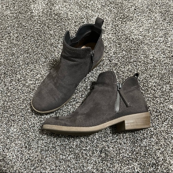 Booties - Picture 1 of 4